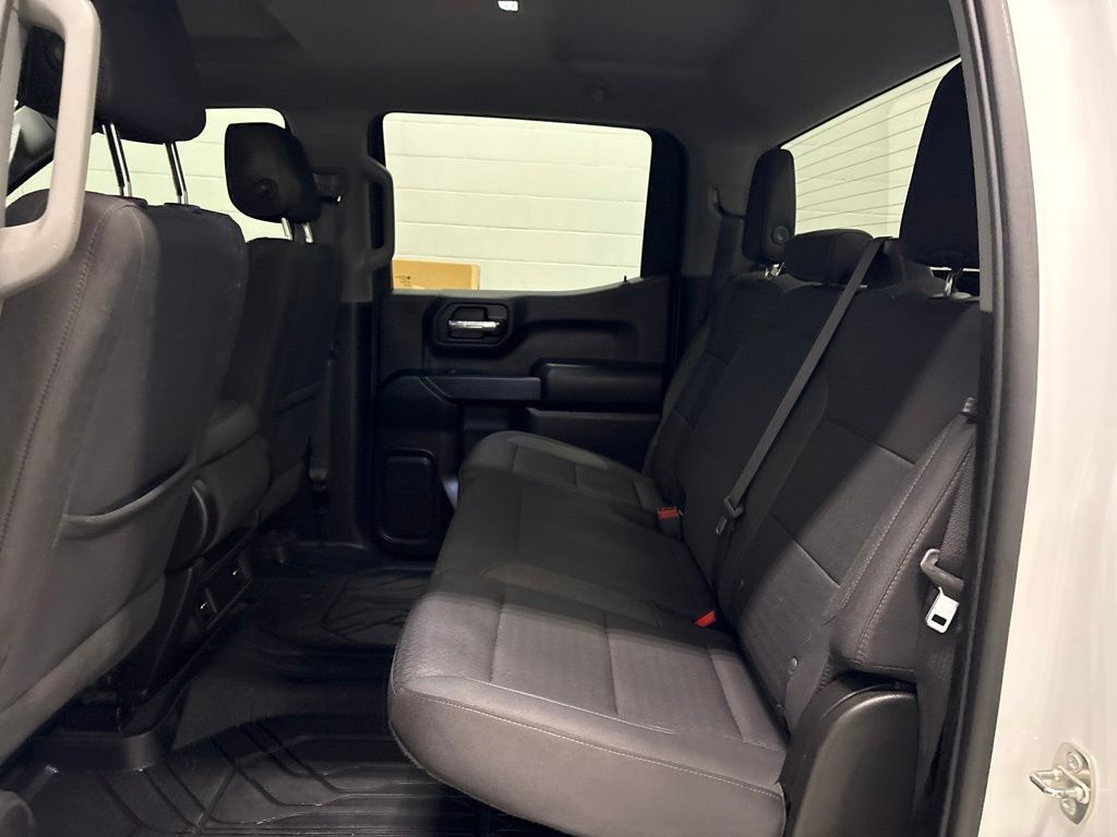 Used 2023 Chevrolet Silverado 1500 Custom AWD/4WD image 33