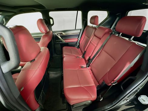 Used 2020 Lexus GX 460 Premium image 29