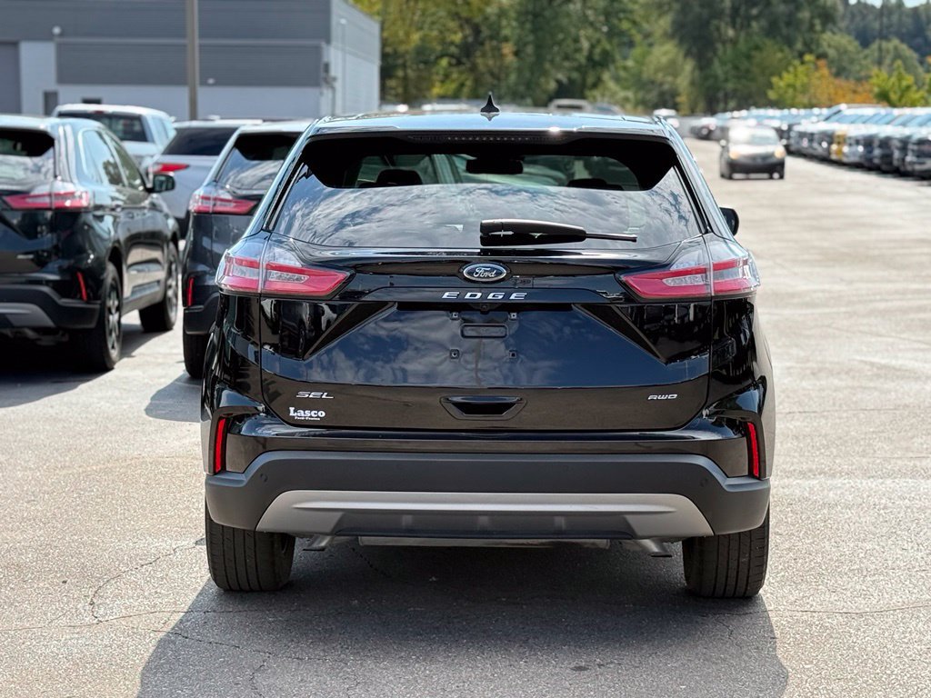 Used 2024 Ford Edge SEL w/ Convenience Package AWD/4WD image 37