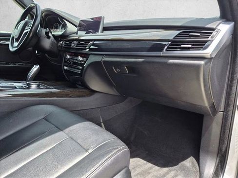 Used 2018 BMW X5 xDrive40e AWD/4WD image 22