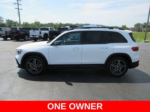 Used 2022 Mercedes-Benz GLB 250 4MATIC image 9