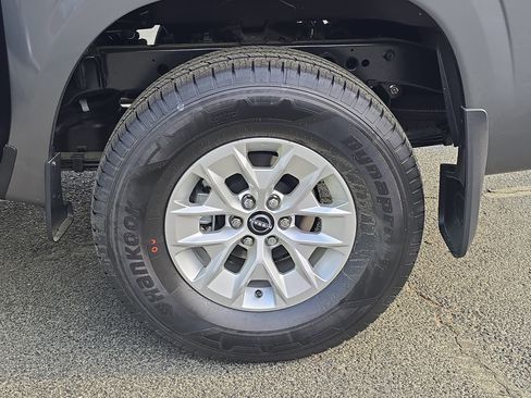 New 2026 Nissan Frontier S image 30