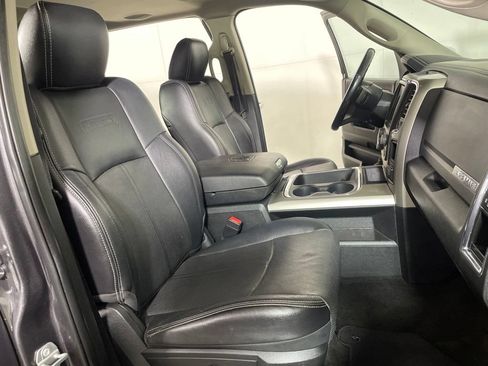 Used 2018 RAM 1500 Laramie w/ Convenience Group AWD/4WD image 24