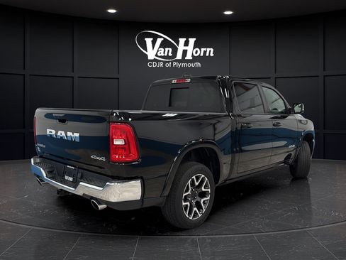 Used 2025 RAM 1500 Laramie AWD/4WD image 7
