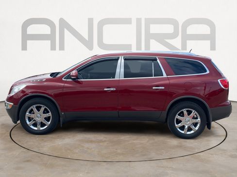 Used 2010 Buick Enclave CXL image 7