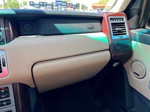 Used 2006 Land Rover Range Rover HSE image 24