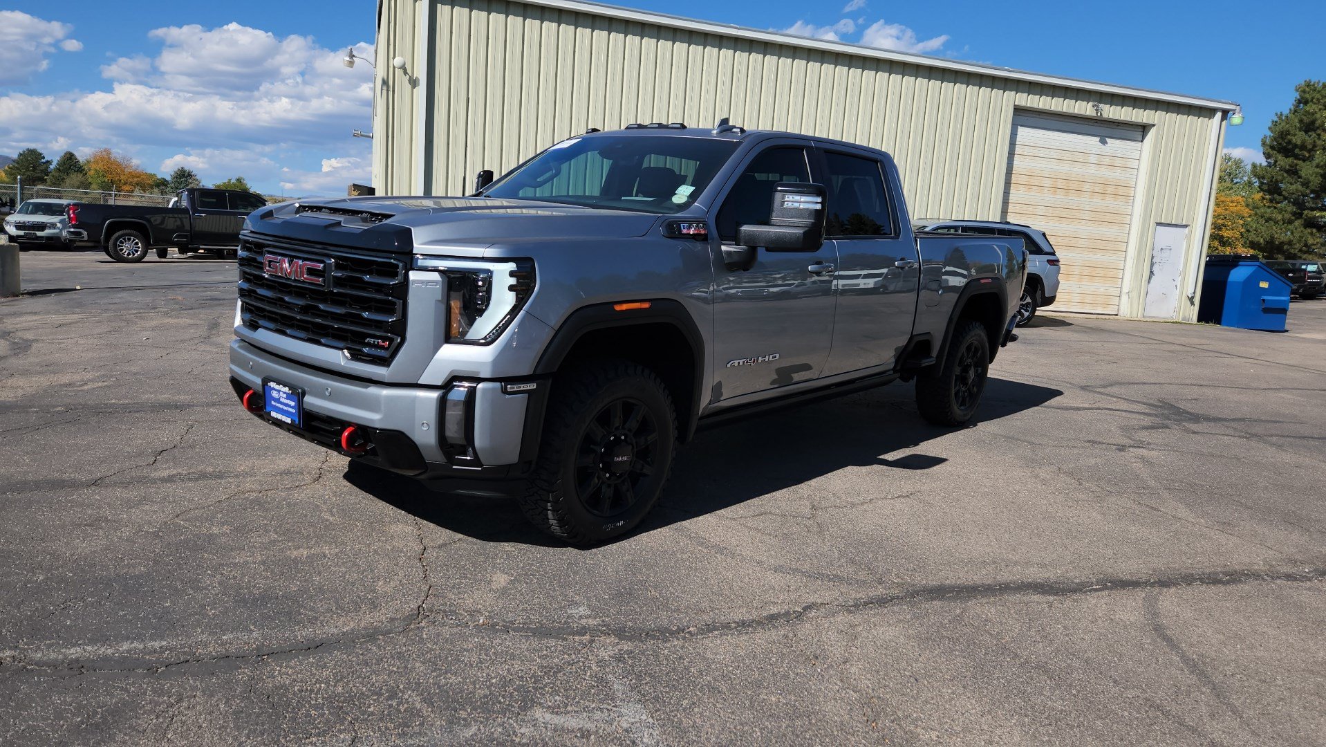 Used 2024 GMC Sierra 3500 AT4 w/ AT4 Premium Plus Package AWD/4WD image 5
