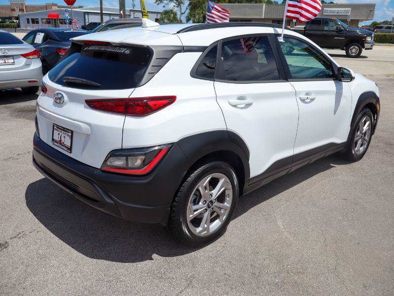 Used 2023 Hyundai Kona SEL FWD image 6