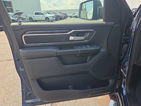 Used 2023 RAM 1500 Big Horn AWD/4WD image 17