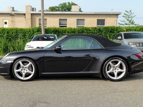 Used 2006 Porsche 911 Carrera RWD image 5