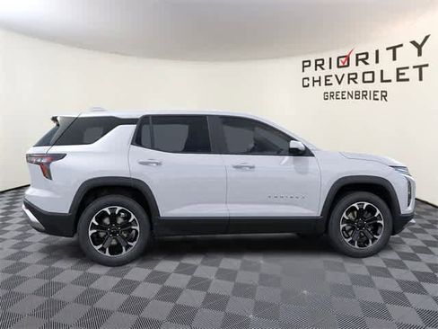 New 2025 Chevrolet Equinox LT image 5