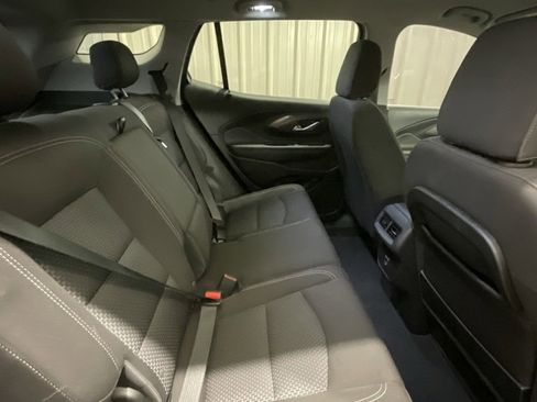 Used 2023 GMC Terrain SLE w/ Driver Convenience Package image 12