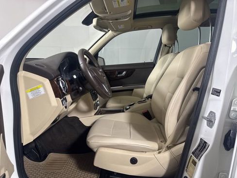 Used 2013 Mercedes-Benz GLK 350 4MATIC image 11
