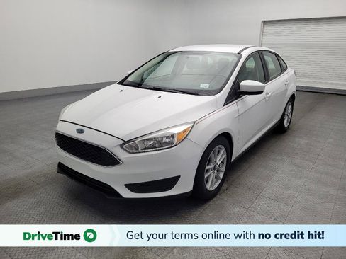 Used 2018 Ford Focus SE image 1