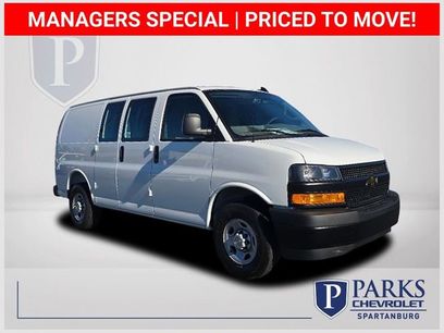 New 2025 Chevrolet Express 2500 Work Van w/ Driver Convenience Package