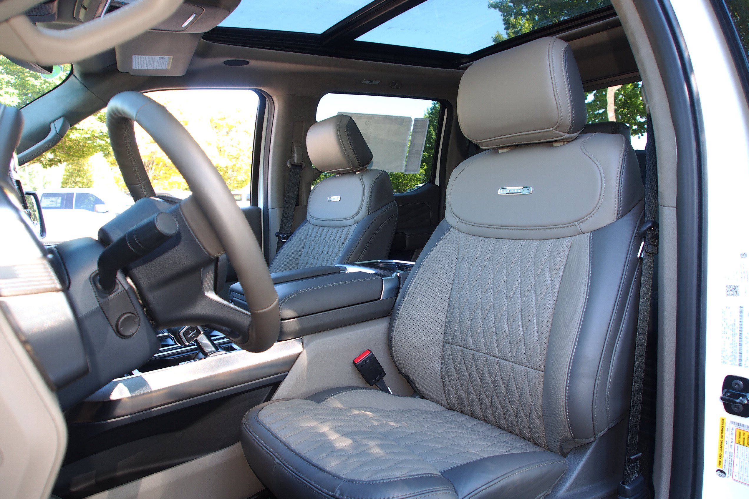 New 2026 Ford F150 Platinum w/ Equipment Group 703A Plus AWD/4WD image 15