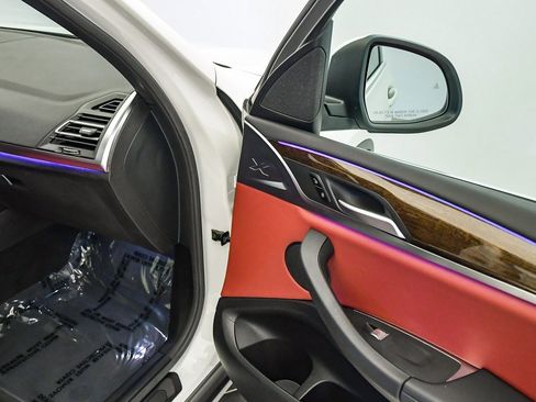 Certified 2024 BMW X3 sDrive30i w/ Premium Package image 17