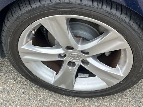Used 2011 Lexus IS 250 w/ Premium Pkg Value Edition RWD image 22