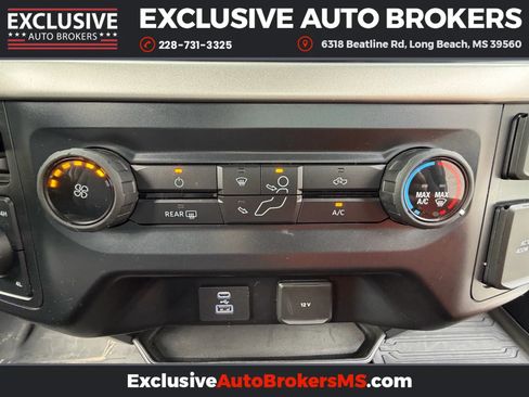 Used 2021 Ford F150 XLT w/ Trailer Tow Package image 17