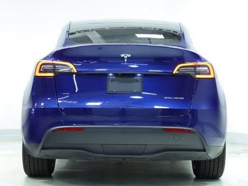 Used 2023 Tesla Model Y Long Range AWD/4WD image 7