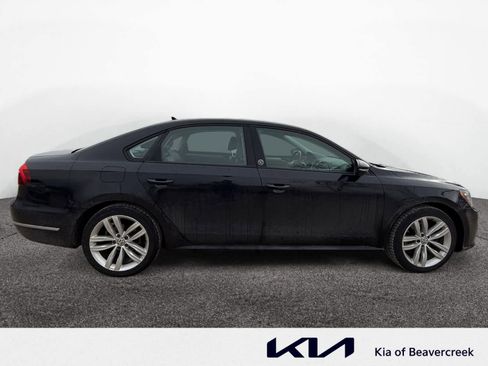 Used 2019 Volkswagen Passat 2.0T Wolfsburg image 6