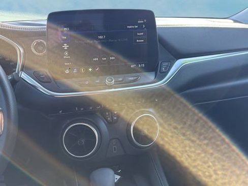 Used 2024 Chevrolet Blazer LT w/ Convenience Package image 11