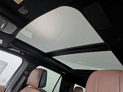 New 2025 Lincoln Navigator L Reserve image 14