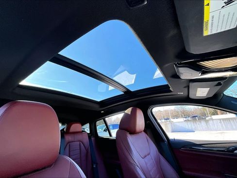 Used 2021 BMW X4 M40i w/ Executive Package image 14