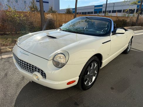 Used 2003 Ford Thunderbird image 10