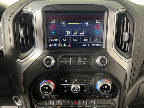 Used 2019 GMC Sierra 1500 SLE w/ SLE Value Package AWD/4WD image 24
