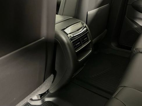 Used 2026 Cadillac XT5 Sportv w/ LPO, Floor Liner Package AWD/4WD image 16
