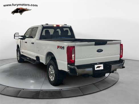 Used 2024 Ford F350 XLT w/ FX4 Off-Road Package image 5