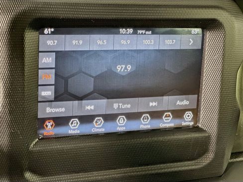 Used 2020 Jeep Wrangler Unlimited Sahara AWD/4WD image 21