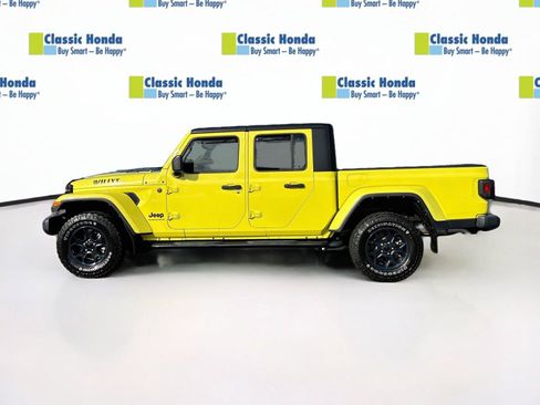 Used 2023 Jeep Gladiator Sport AWD/4WD image 4