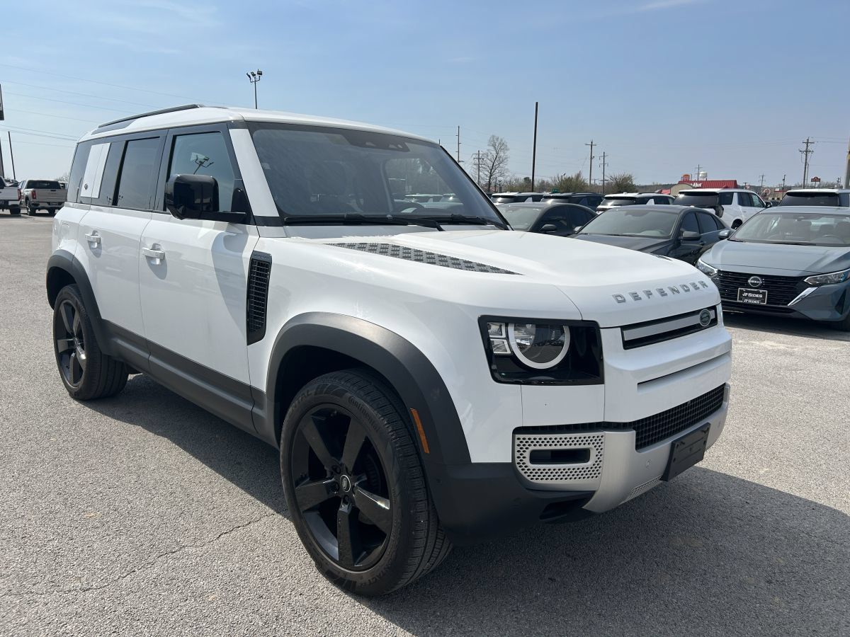Used 2020 Land Rover Defender 110 AWD/4WD image 2