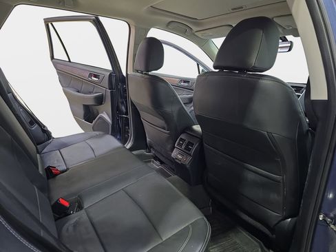 Used 2018 Subaru Outback 2.5i Limited image 13
