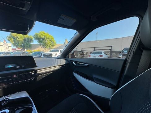 Used 2022 Kia EV6 GT-Line w/ GT-Line Suede Seat Package RWD image 35