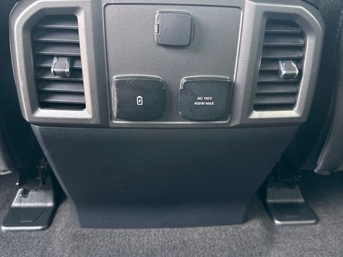 Used 2020 Ford F150 XLT w/ Equipment Group 302A Luxury AWD/4WD image 8