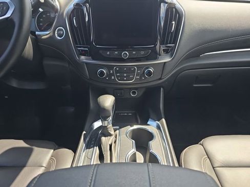 Used 2023 Chevrolet Traverse LT w/ LPO, Floor Liner Package AWD/4WD image 11