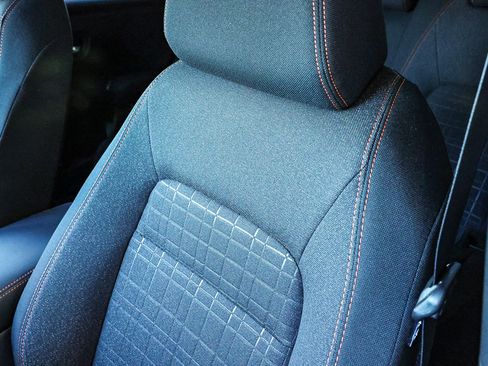 Certified 2026 Honda HR-V Sport image 32