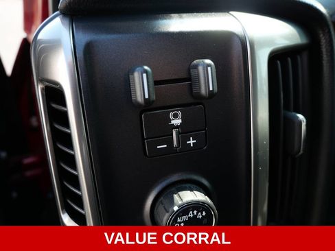 Used 2018 Chevrolet Silverado 1500 LT w/ All Star Edition AWD/4WD image 18