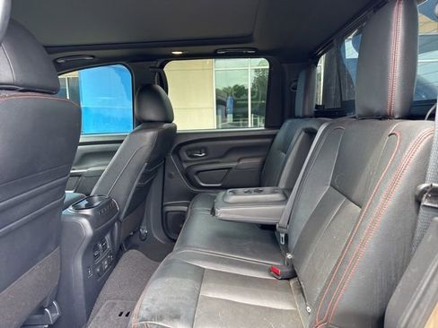 Used 2021 Nissan Titan PRO-4X w/ Pro-4x Convenience Package AWD/4WD image 14