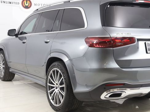 Used 2025 Mercedes-Benz GLS 450 4MATIC image 31