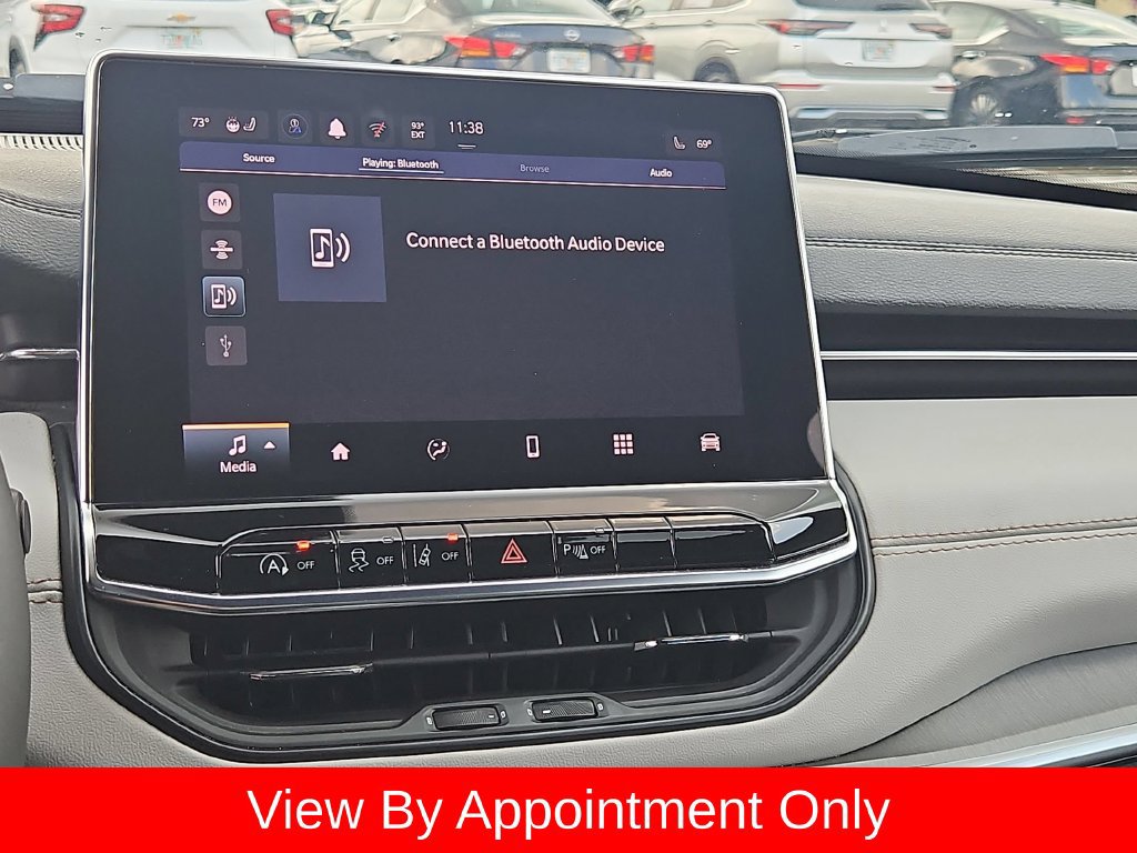 Used 2025 Jeep Compass Limited AWD/4WD image 19