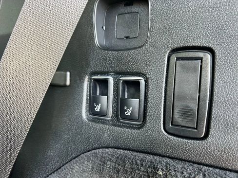 Used 2019 Mercedes-Benz GLS 550 4MATIC image 33