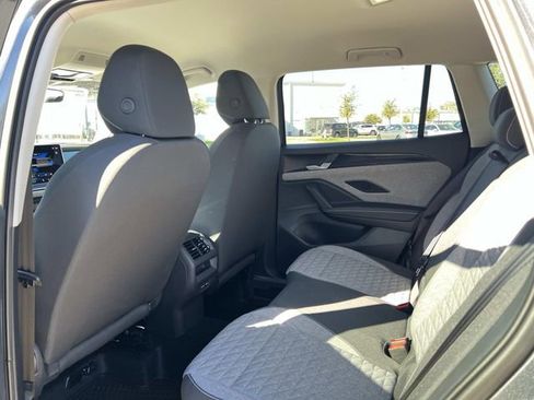 New 2026 Volkswagen Tiguan S FWD image 22