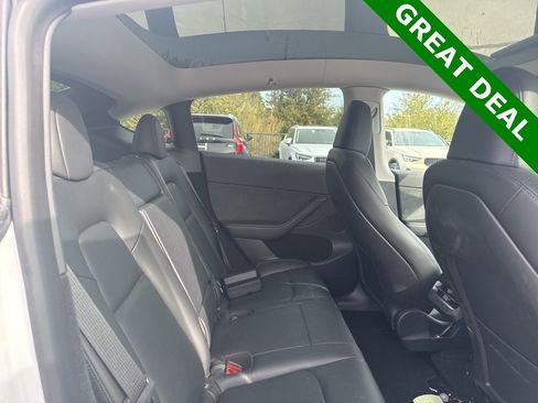 Used 2023 Tesla Model Y Long Range image 13