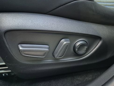 Used 2020 Toyota RAV4 XSE image 18