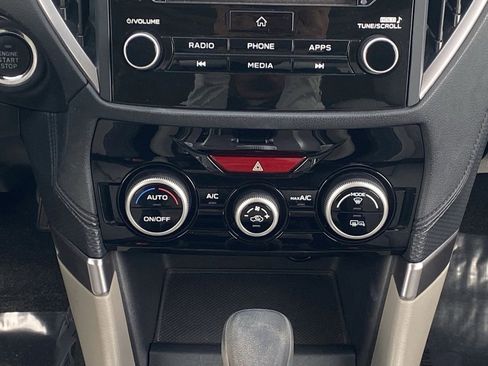 Used 2020 Subaru Forester Premium image 21