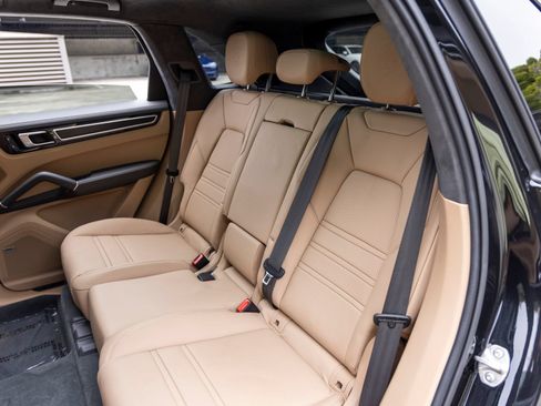 Certified 2023 Porsche Cayenne GTS AWD/4WD image 54